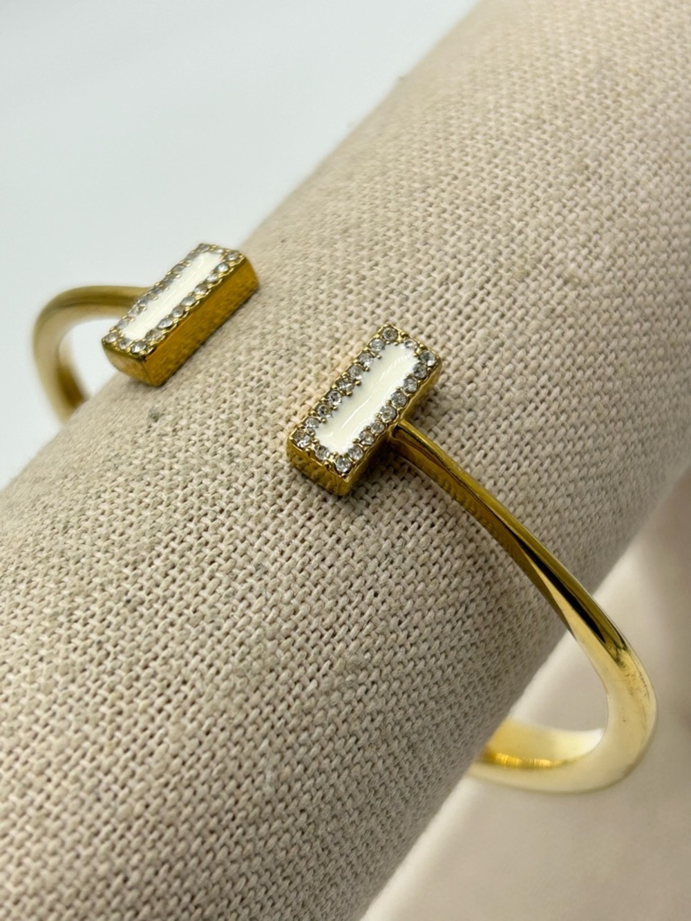Kate Spade Raise the Bar Gold Hinged Bangle Bracelet